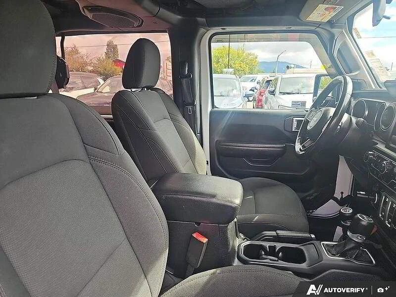 2020 Jeep JL Wrangler - Image 15 of 15