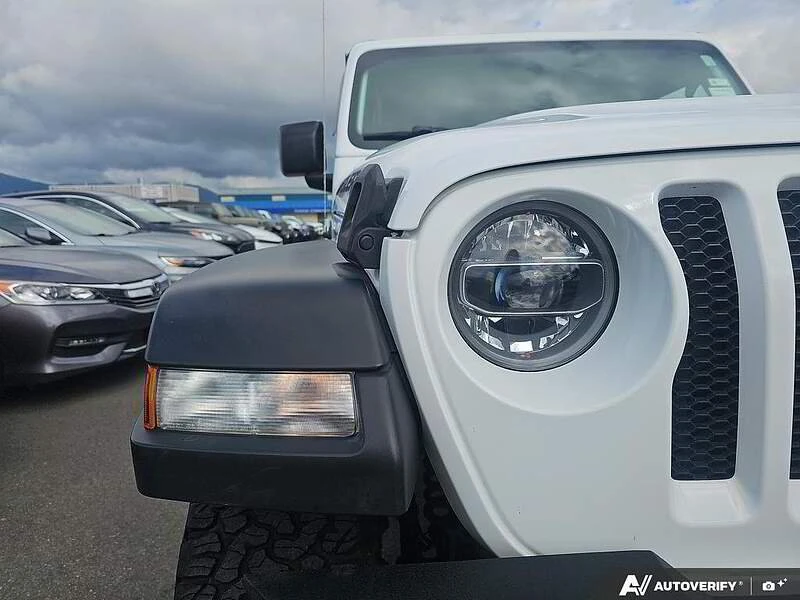 2020 Jeep JL Wrangler - Image 7 of 15