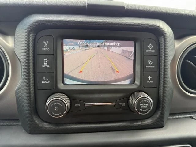 2020 Jeep JL Wrangler - Image 21 of 26