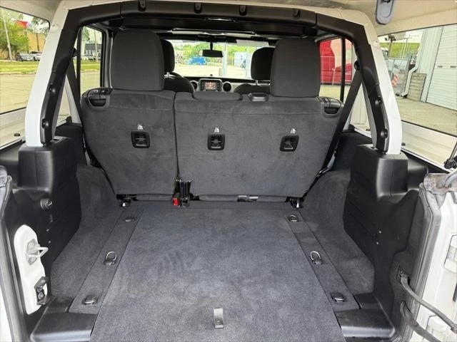 2020 Jeep JL Wrangler - Image 19 of 26