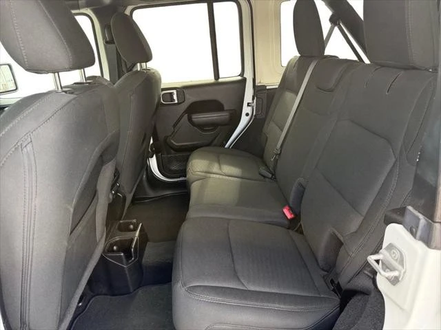 2020 Jeep JL Wrangler - Image 16 of 26