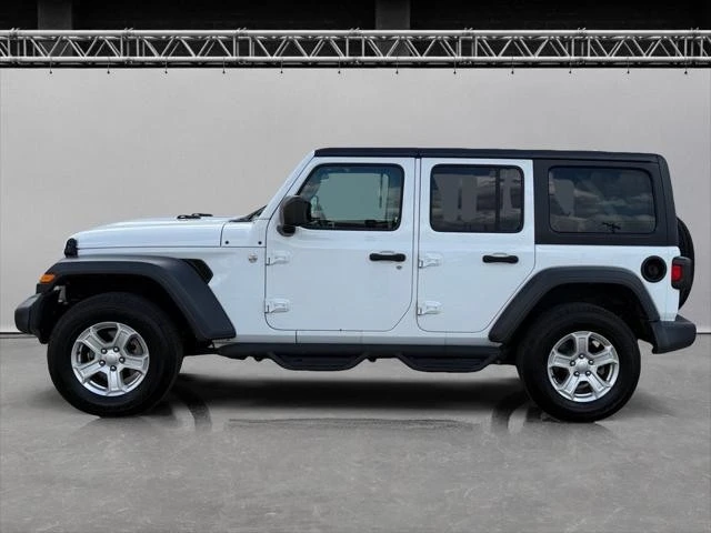 2020 Jeep JL Wrangler - Image 2 of 26
