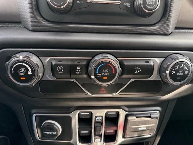 2020 Jeep JL Wrangler - Image 22 of 26