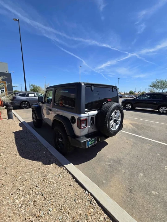 2020 Jeep JL Wrangler - Image 5 of 5