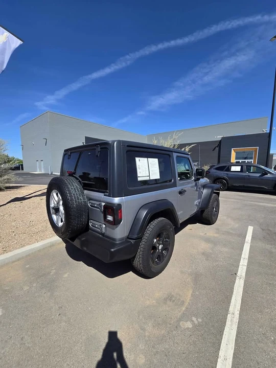 2020 Jeep JL Wrangler - Image 4 of 5