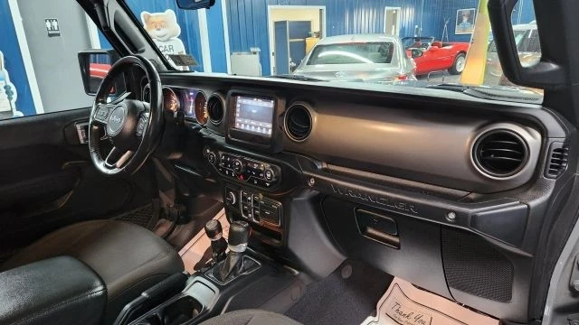 2020 Jeep JL Wrangler - Image 11 of 12