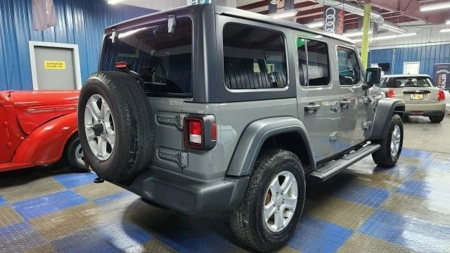 2020 Jeep JL Wrangler - Image 3 of 12