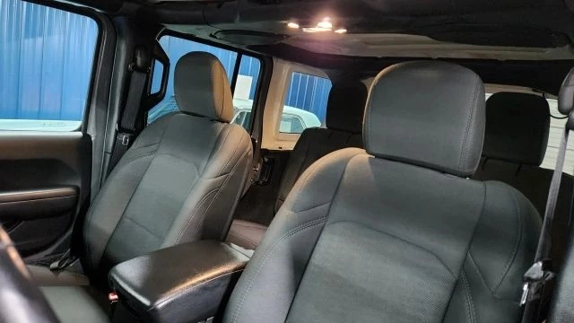 2020 Jeep JL Wrangler - Image 8 of 12