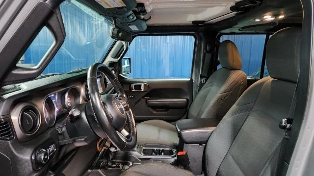 2020 Jeep JL Wrangler - Image 6 of 12