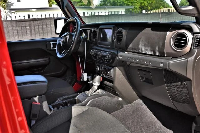 2020 Jeep JL Wrangler - Image 13 of 18