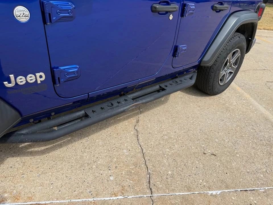 2020 Jeep JL Wrangler - Image 14 of 18
