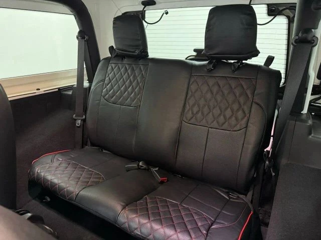2020 Jeep JL Wrangler - Image 14 of 31