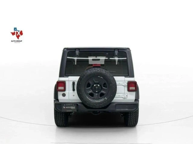 2020 Jeep JL Wrangler - Image 9 of 31