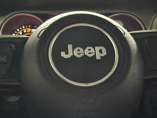 2020 Jeep - Image 21 of 31