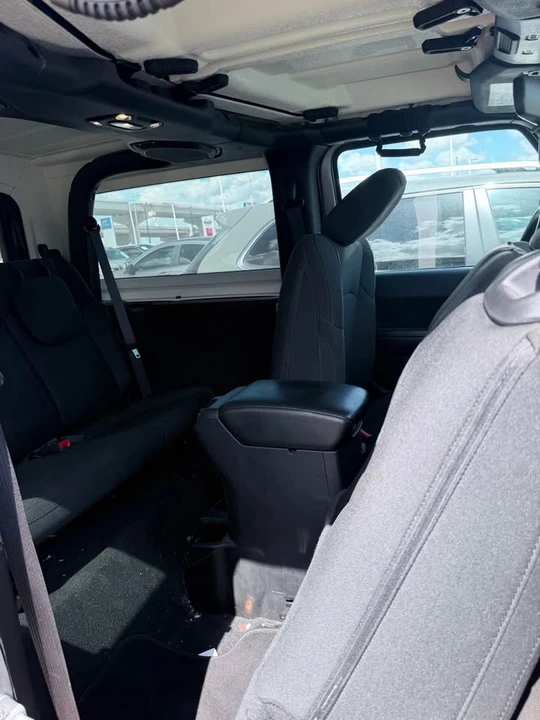 2020 Jeep JL Wrangler - Image 9 of 14