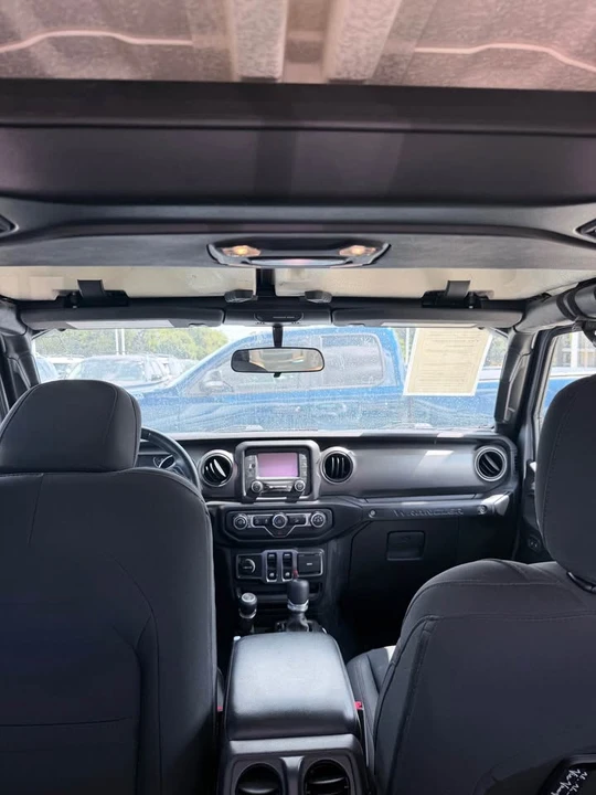 2020 Jeep JL Wrangler - Image 11 of 14