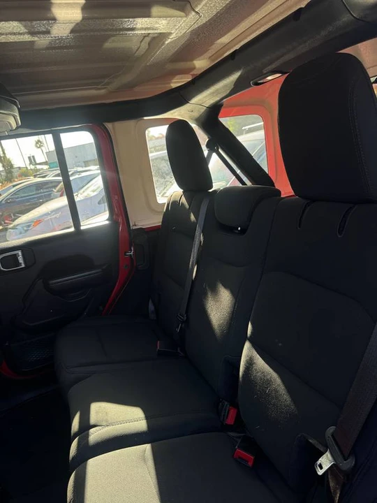 2020 Jeep JL Wrangler - Image 5 of 7
