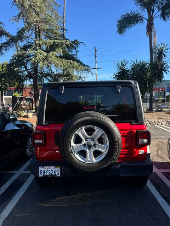 2020 Jeep JL Wrangler - Image 7 of 7