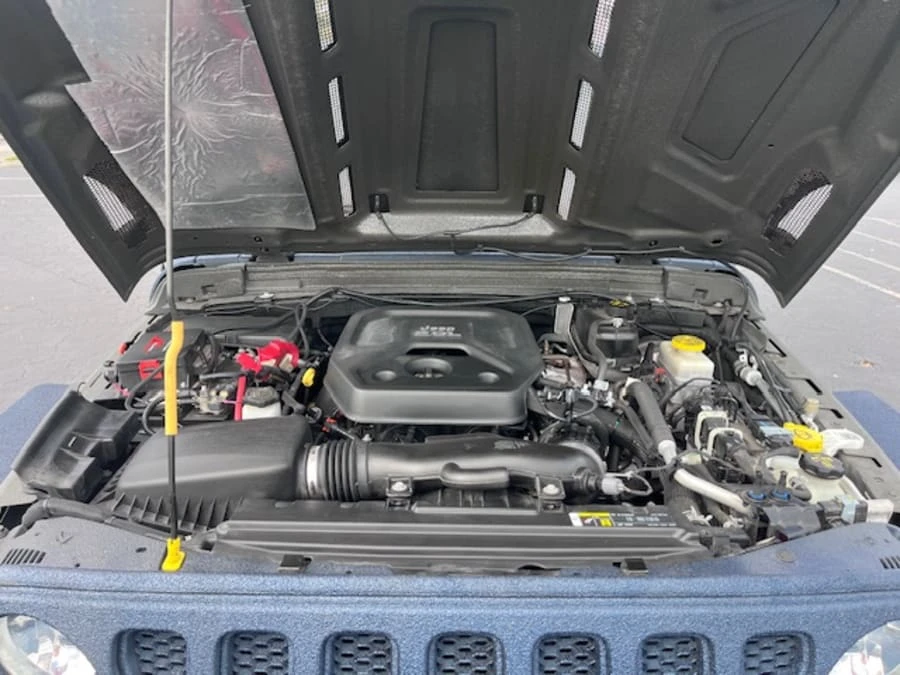 2020 Jeep JL Wrangler - Image 20 of 21