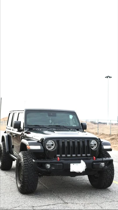 2020 Jeep JL Wrangler - Image 2 of 5