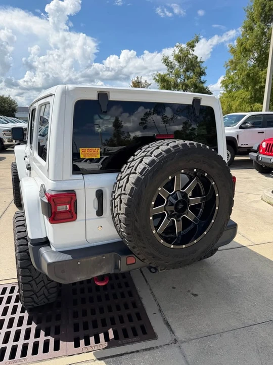 2020 Jeep JL Wrangler - Image 3 of 9