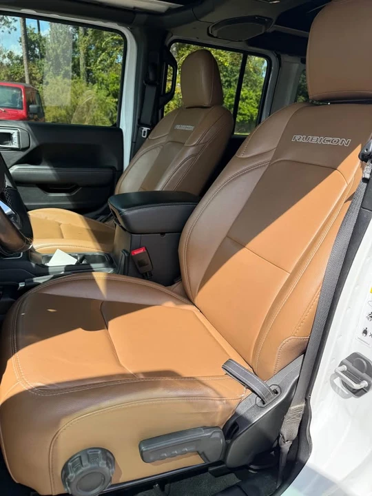 2020 Jeep JL Wrangler - Image 7 of 9