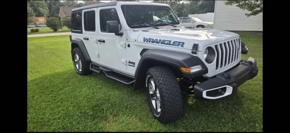 2020 Jeep JL Wrangler - Image 5 of 10