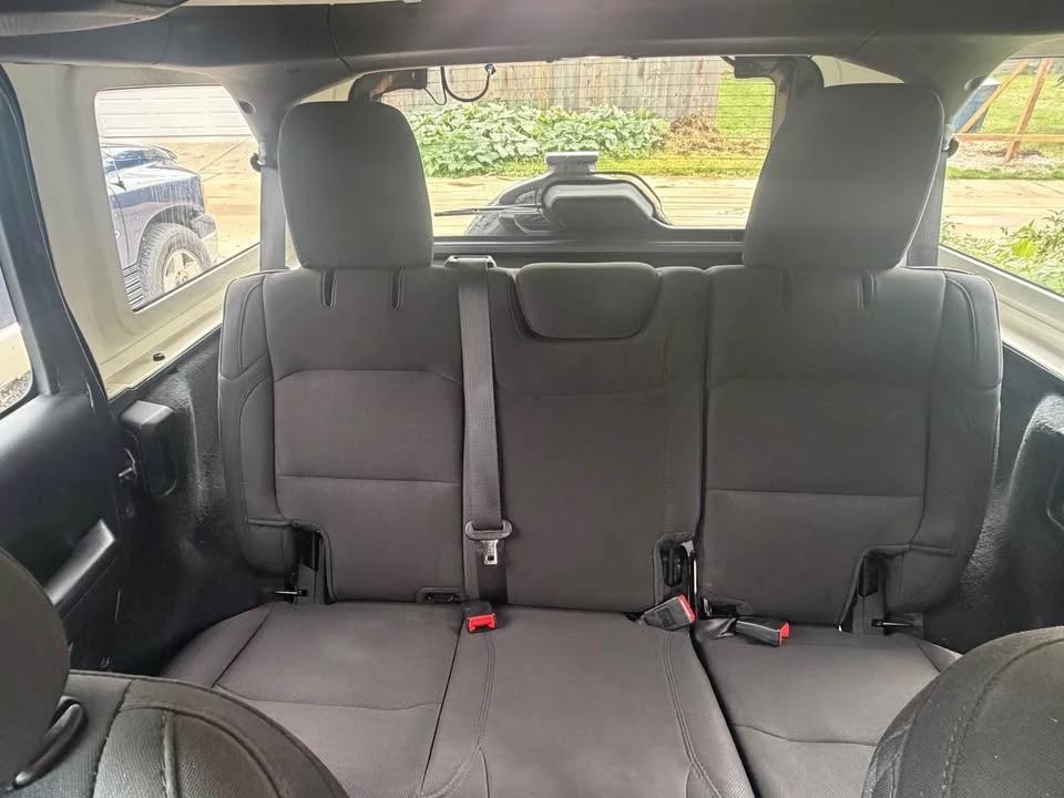 2020 Jeep JL Wrangler - Image 10 of 10