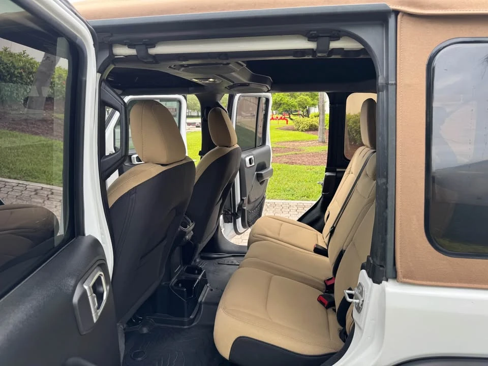 2020 Jeep JL Wrangler - Image 8 of 8
