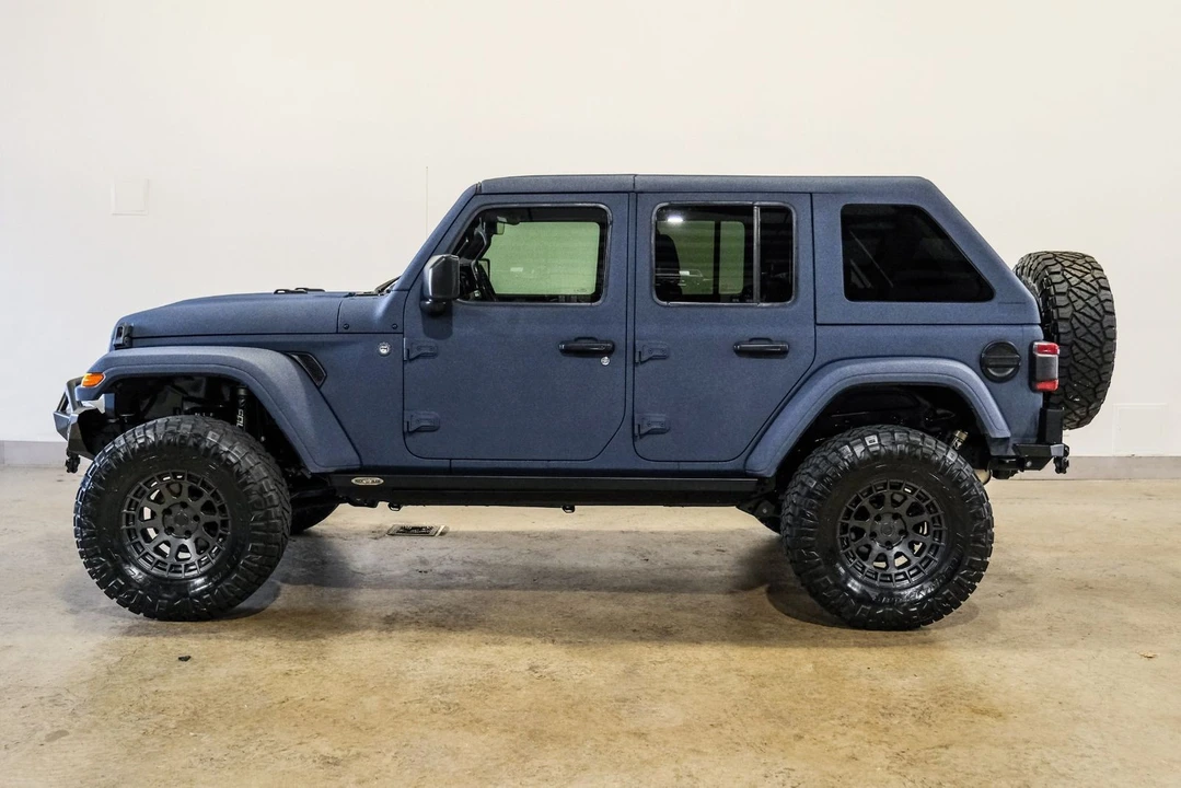 2020 Jeep JL Wrangler - Image 6 of 12