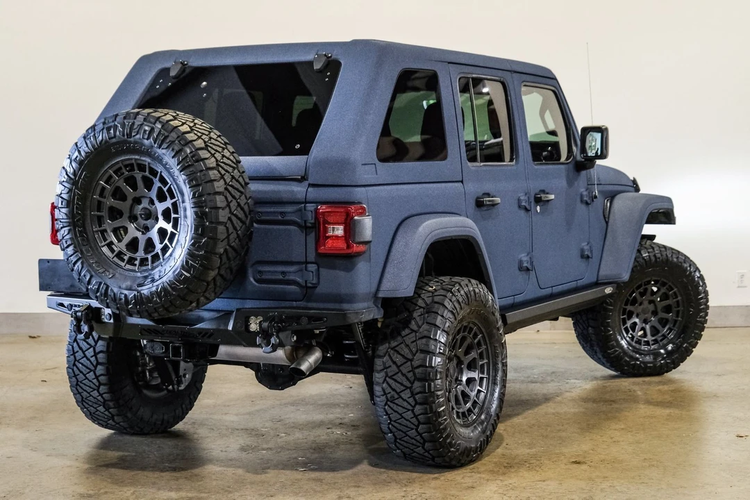 2020 Jeep JL Wrangler - Image 7 of 12