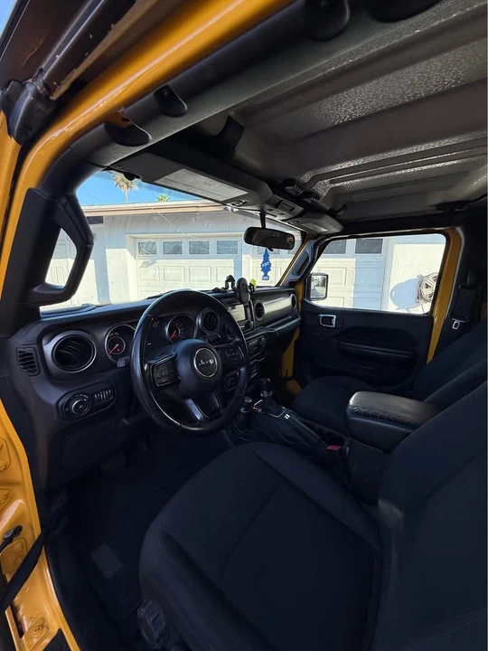 2020 Jeep JL Wrangler - Image 8 of 11