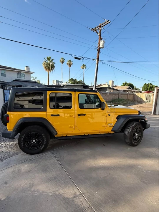 2020 Jeep JL Wrangler - Image 7 of 11