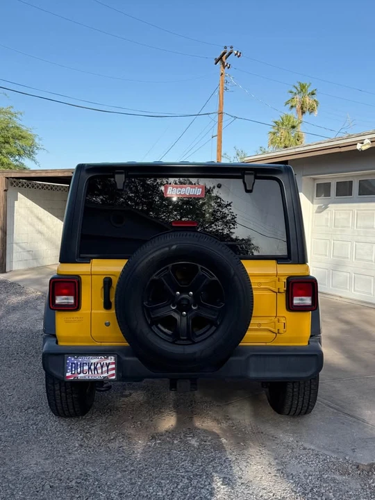 2020 Jeep JL Wrangler - Image 5 of 11