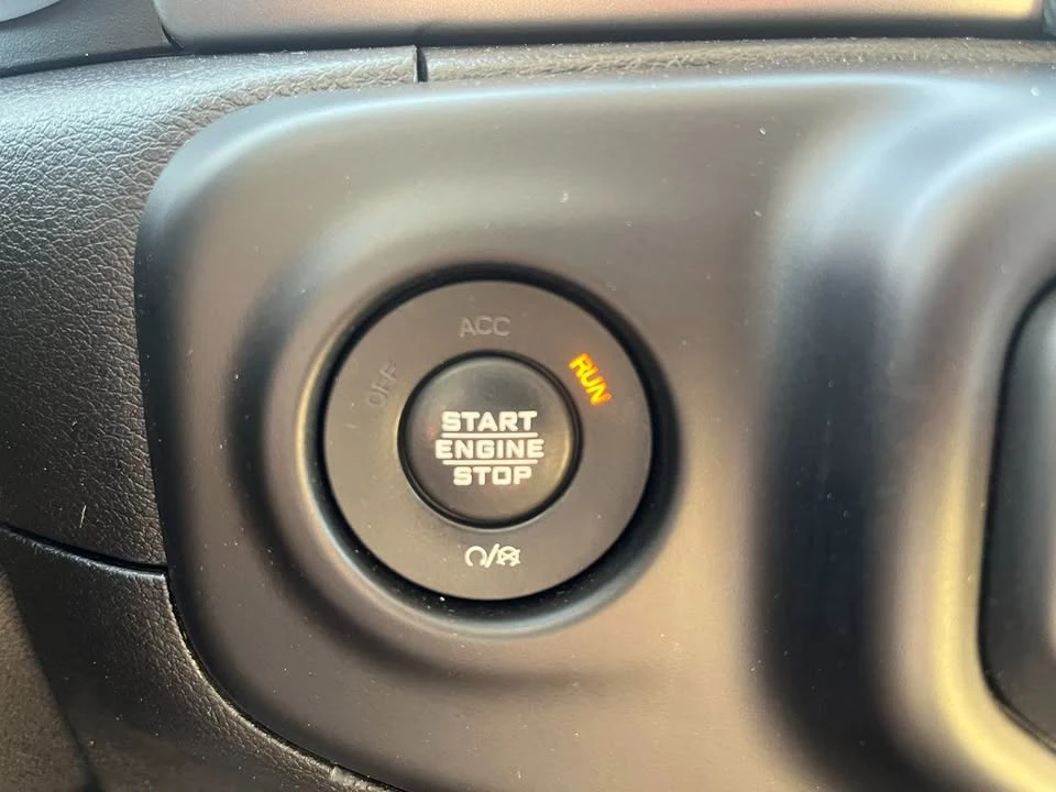 2020 Jeep JL Wrangler - Image 16 of 20