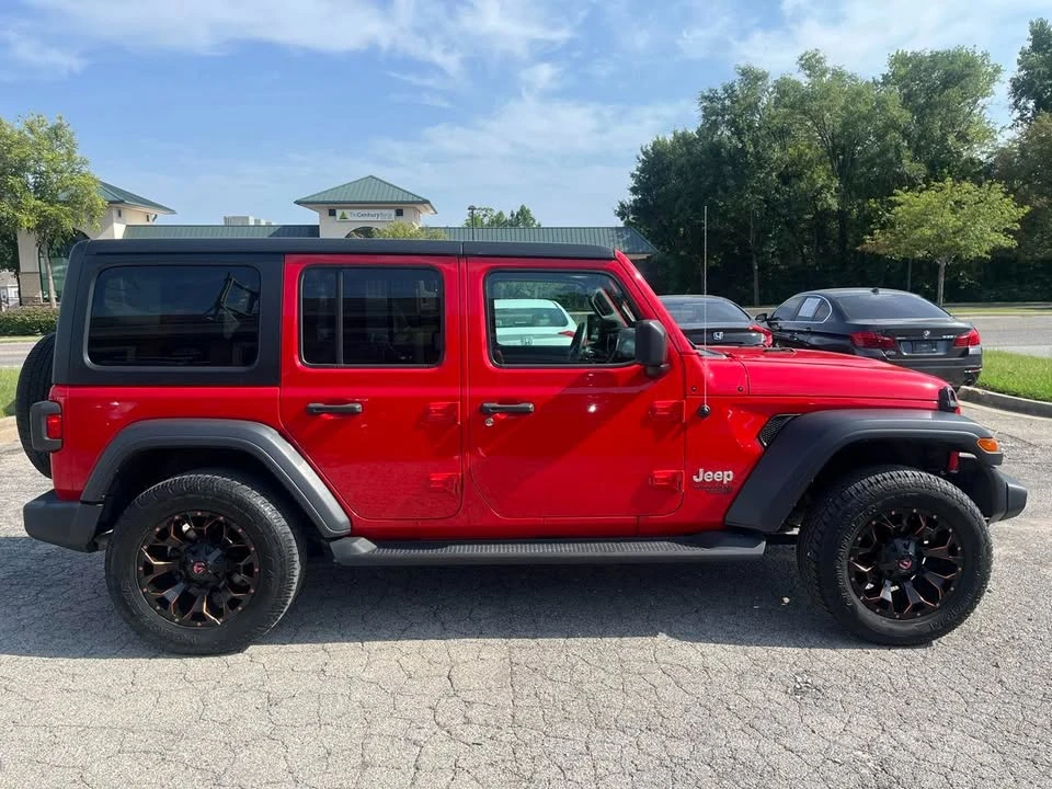 2020 Jeep JL Wrangler - Image 7 of 20