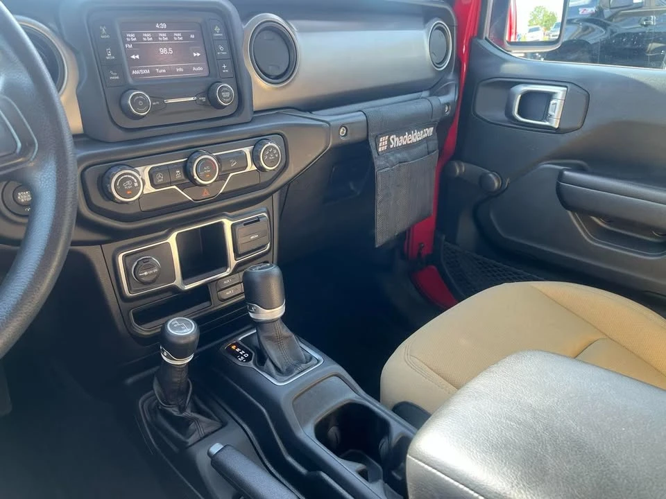 2020 Jeep JL Wrangler - Image 15 of 20