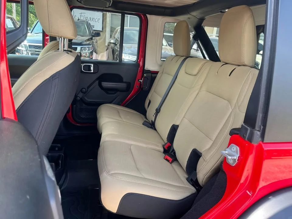 2020 Jeep JL Wrangler - Image 11 of 20