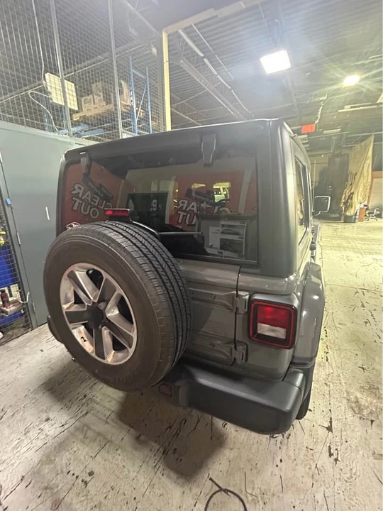 2020 Jeep JL Wrangler - Image 7 of 8