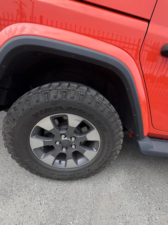 2020 Jeep JL Wrangler - Image 9 of 13