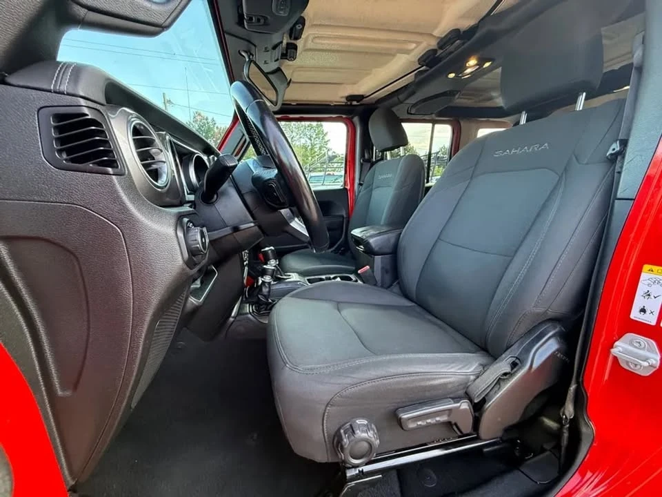 2020 Jeep JL Wrangler - Image 19 of 20