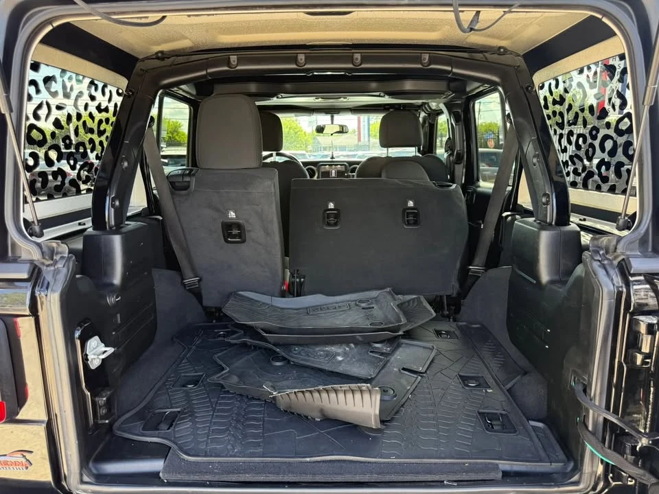 2020 Jeep JL Wrangler - Image 11 of 20
