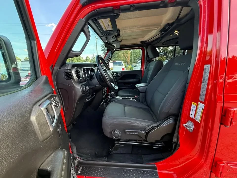 2020 Jeep JL Wrangler - Image 18 of 20