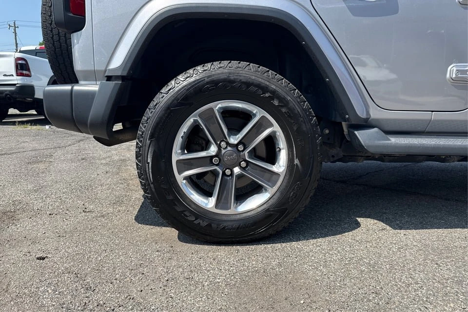 2020 Jeep JL Wrangler - Image 19 of 20