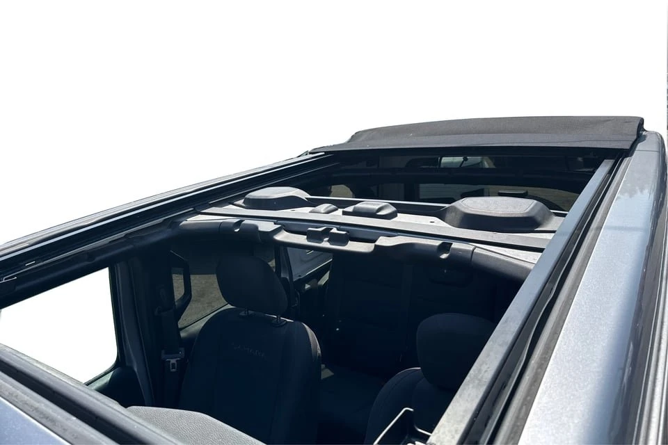 2020 Jeep JL Wrangler - Image 11 of 20
