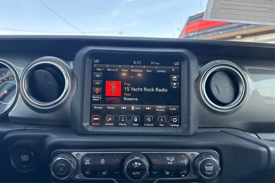 2020 Jeep JL Wrangler - Image 12 of 20