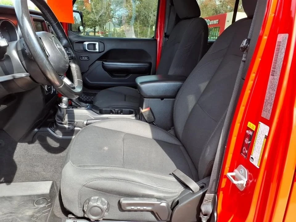 2020 Jeep JL Wrangler - Image 15 of 20