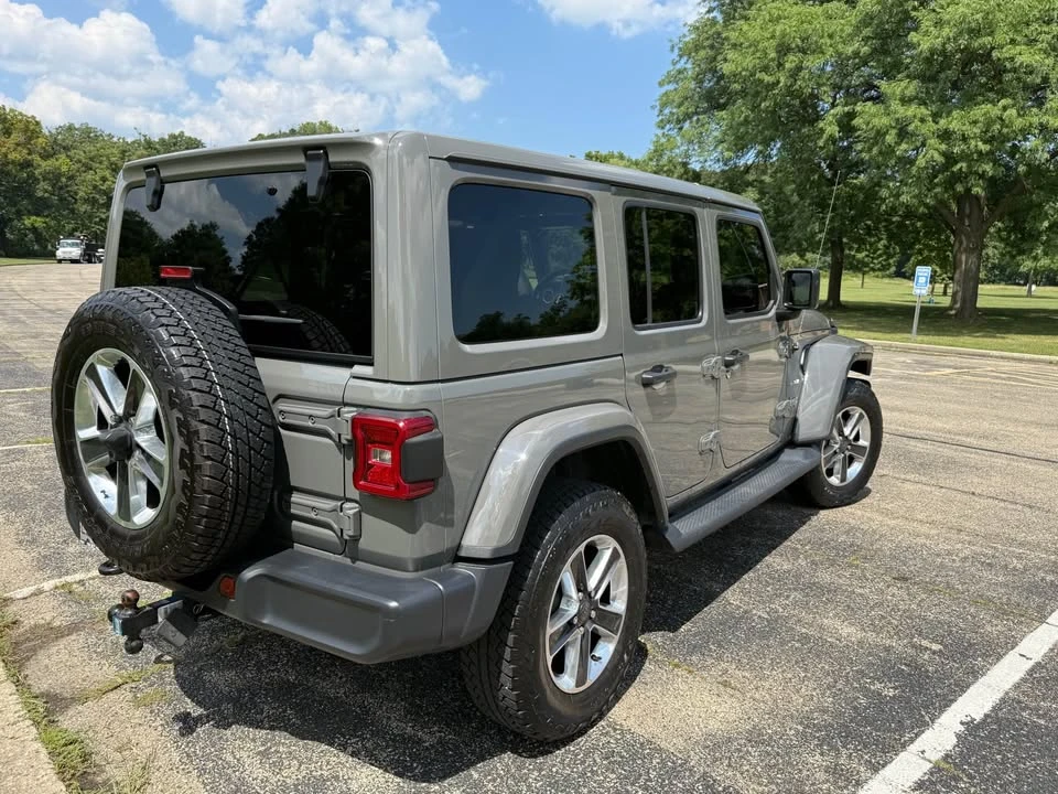 2020 Jeep JL Wrangler - Image 5 of 9