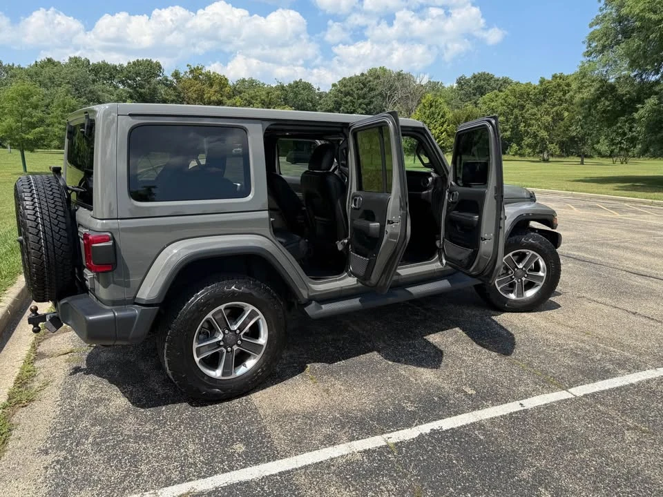 2020 Jeep JL Wrangler - Image 3 of 9