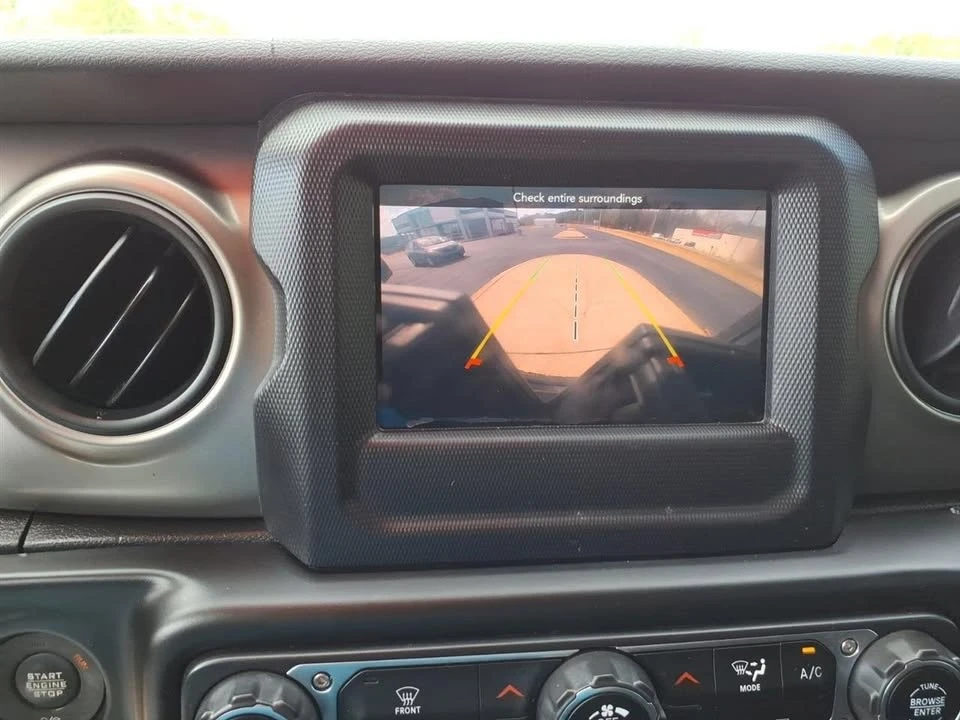 2020 Jeep JL Wrangler - Image 20 of 20